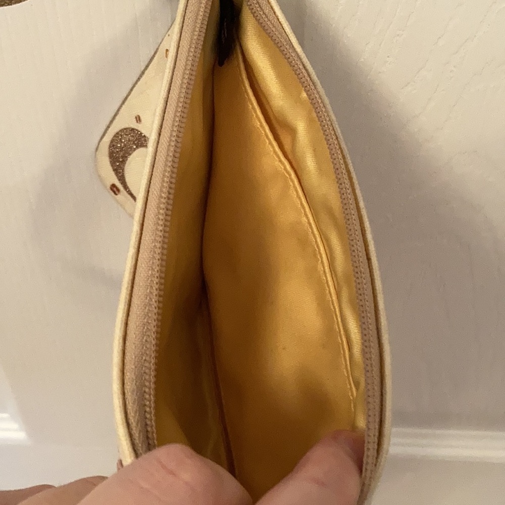 Vintage Coach Wristlet - Picture 5 of 5